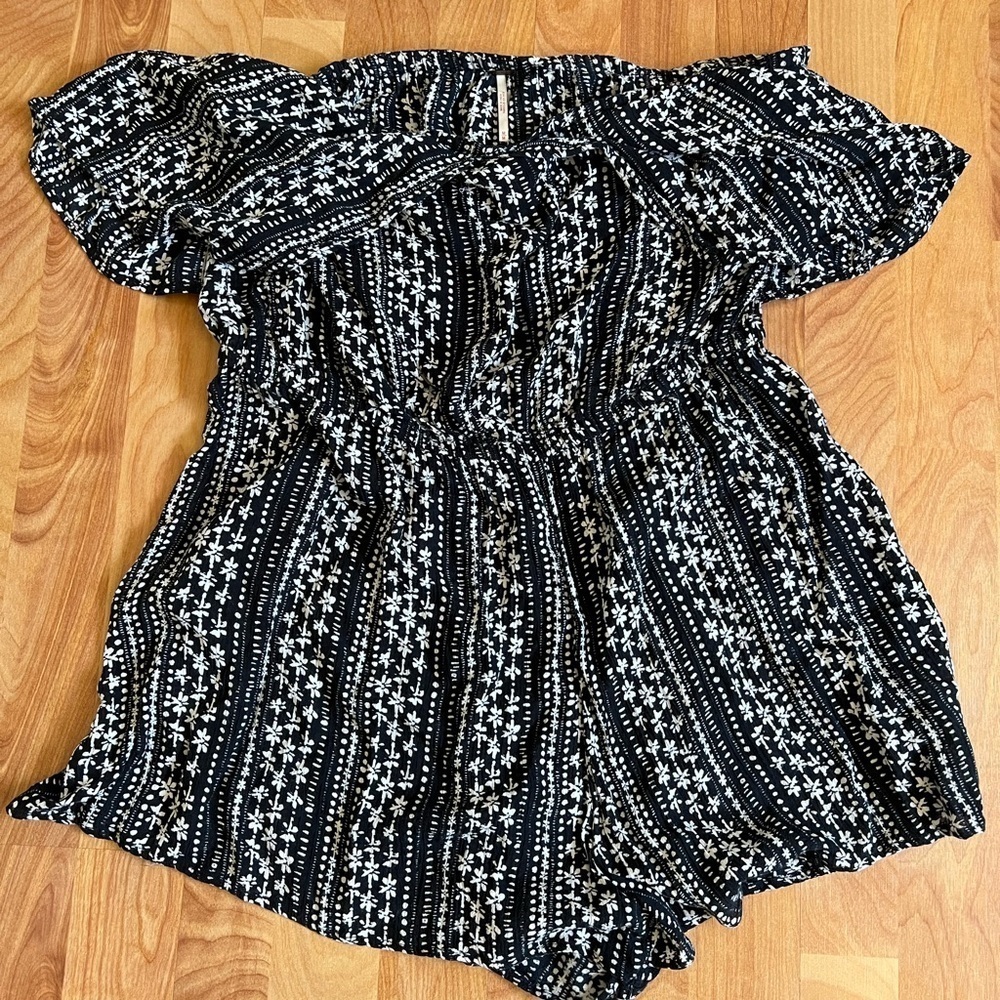 Free People Deep Navy & White Star Patterned Strapless Romper sz Medium